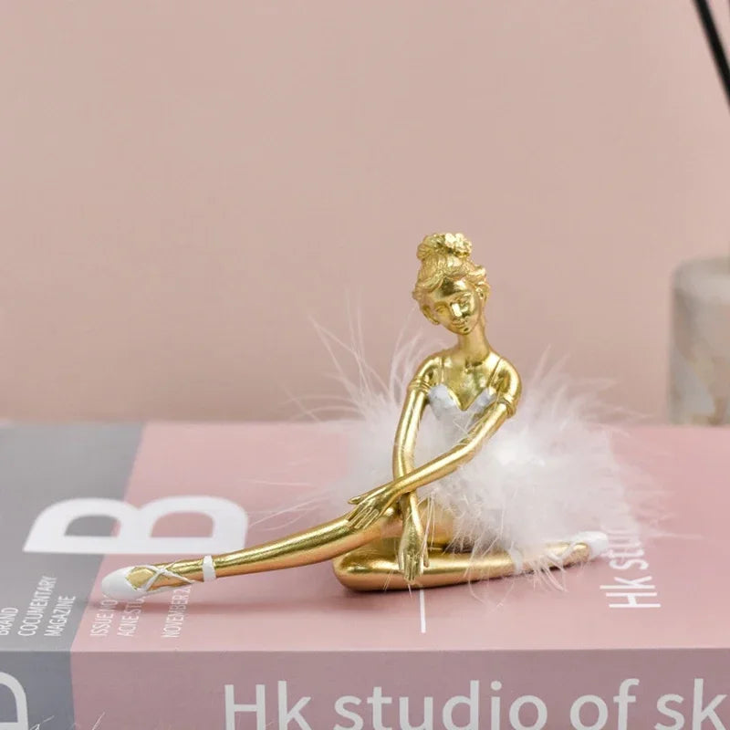 Nordic Luxury Cute Ballet Girl Resin Figurines Dancer Statue Home Bedroom Desktop Decoration Objects Birthday Present